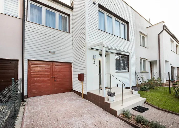 Metro Zacisze Fausta House With Garden