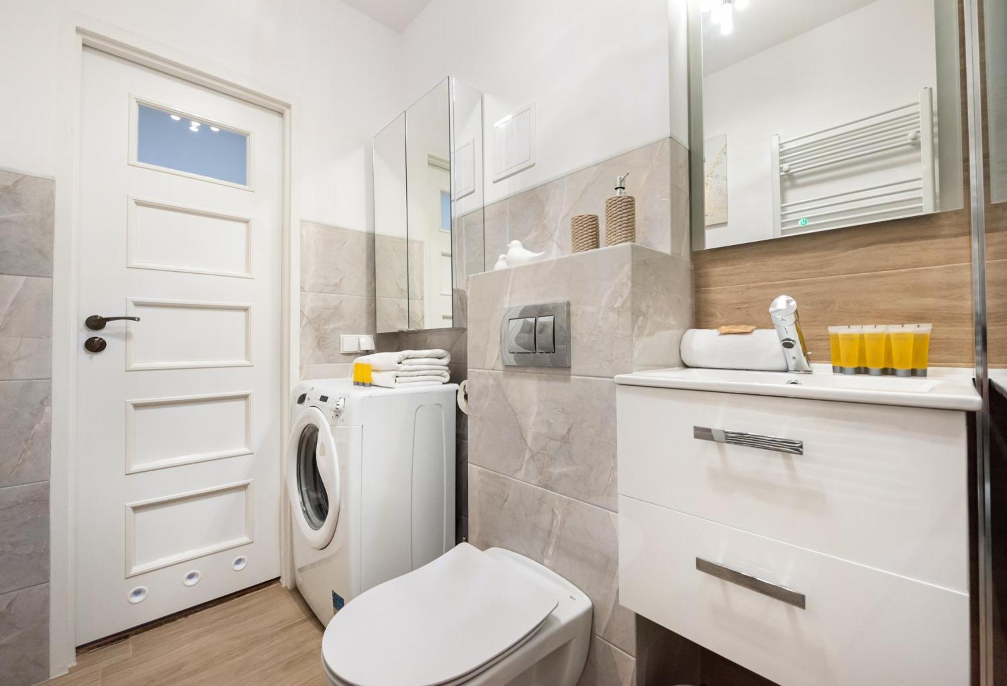 Metro Zacisze Fausta House With Garden Leilighet Warszawa